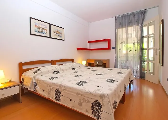 Eugen 1346 Apartmán